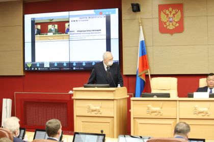 Борис Говорин в рамках сессии Заксобрания выступил по вопросам защиты Байкала
